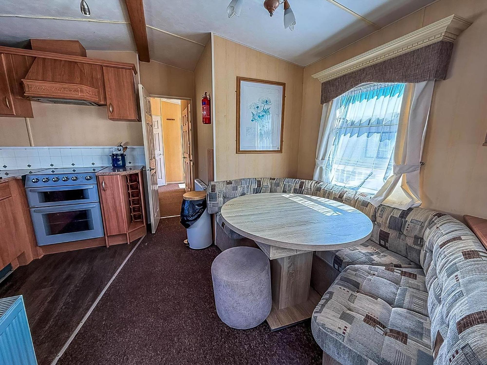 Superb Caravan By The Seaside In Kessingland, Suffolk Ref 90040Sg Benacre エクステリア 写真